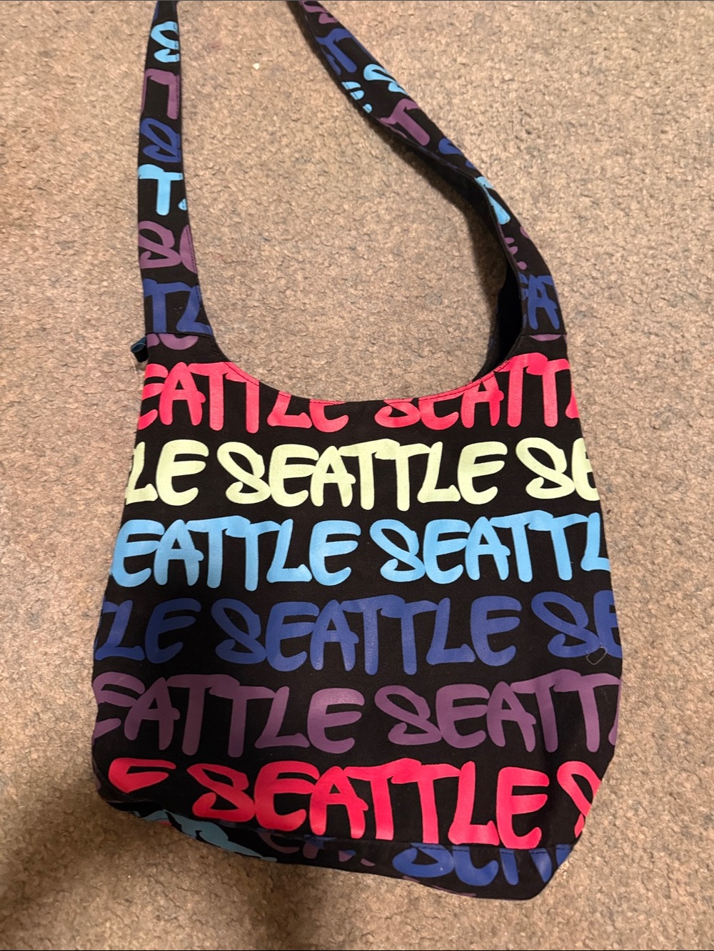 Seattle Script Crossbody Tote Bag in Multicolor